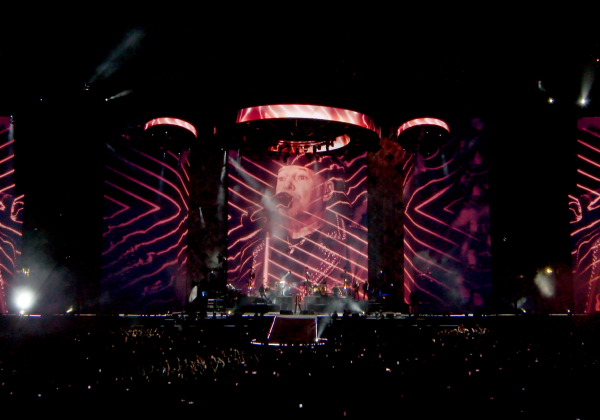 disguise powers real-time effects for Italian rockstar Vasco Rossi's tour